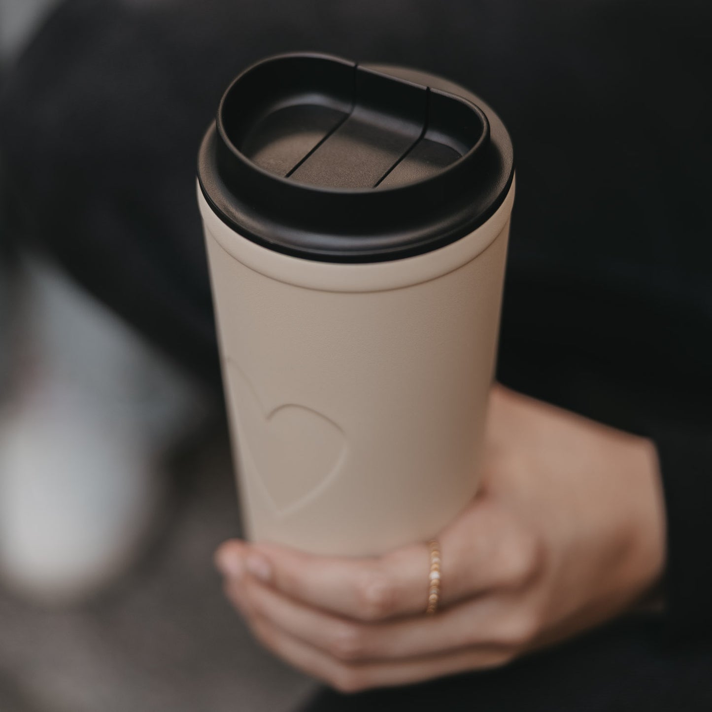 To go Becher Herz creme (VE = 4 Stk.)