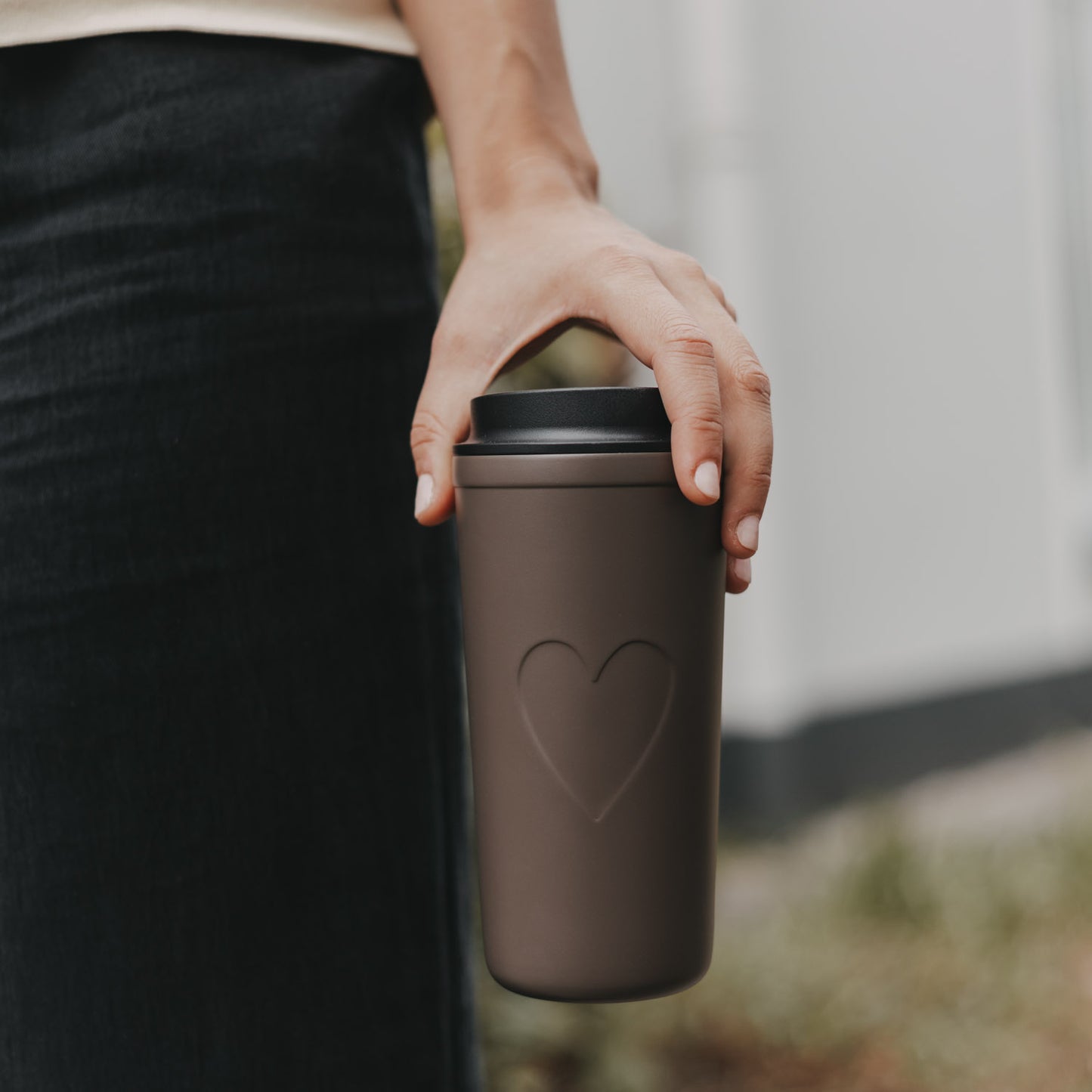 To go Becher Herz braun 540ml (VE = 4 Stk.)
