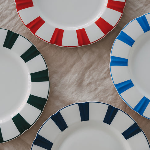 Variante Teller grün wellig – Frühstücks-, Speise- & Platzteller (VE = 4 Stk.)