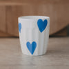 Becher große Herzen hellblau (VE = 4 Stk.)