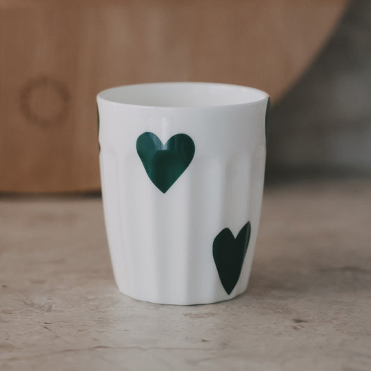 Becher große Herzen grün (VE = 4 Stk.)