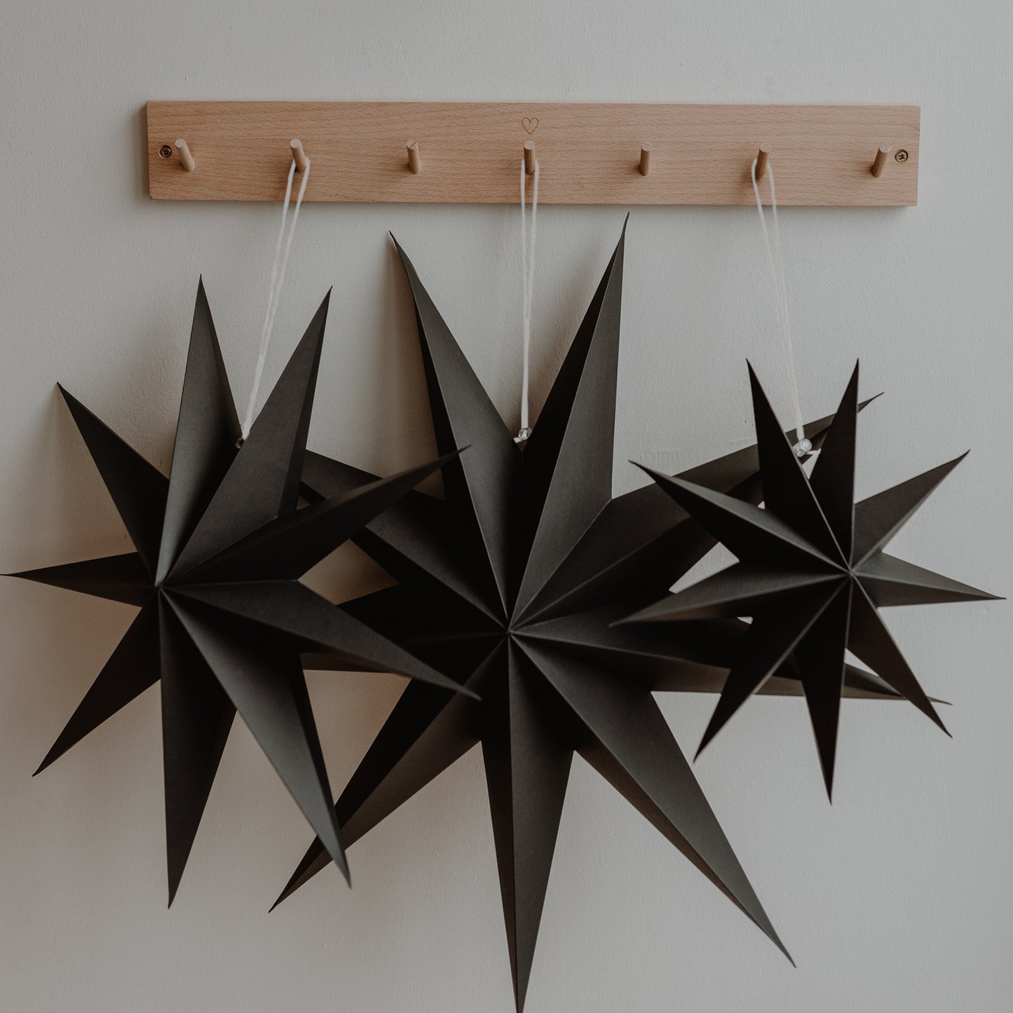 Étoiles en papier lot de 3 noir (VE = 6 lots)