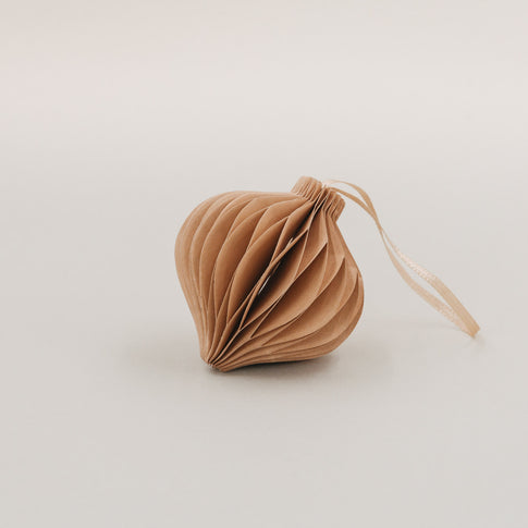 Étiquettes en papier lot de 3 7cm marron (VE = 6 pcs.)