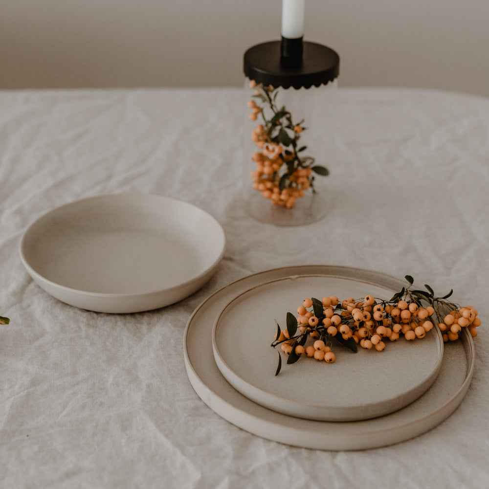 Tiefer Teller Steingrau (VE = 4 Stk)