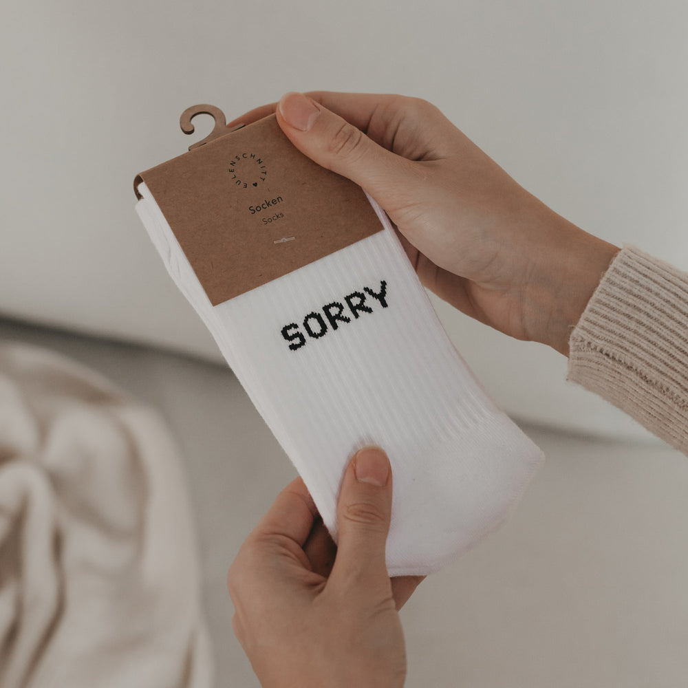 Socks white Sorry not Sorry (VE = 5 pieces)