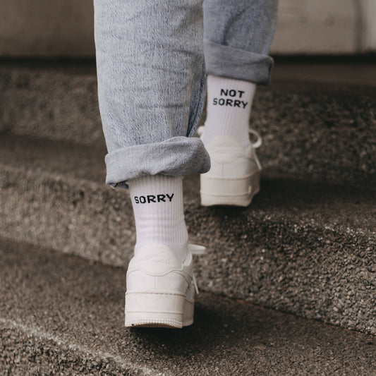 Socks white Sorry not Sorry (VE = 5 pieces)
