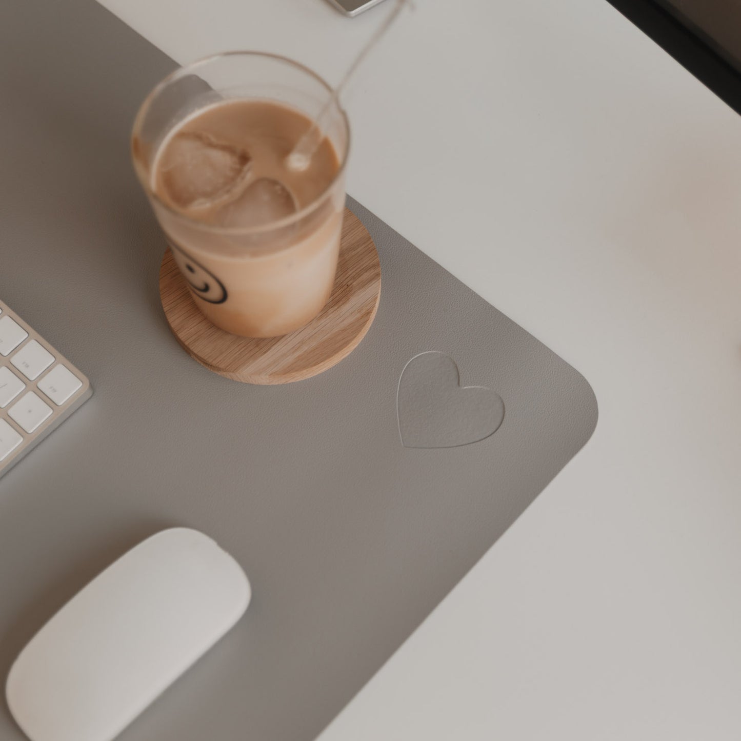 Desk pad heart gray (PU = 6 pcs.)