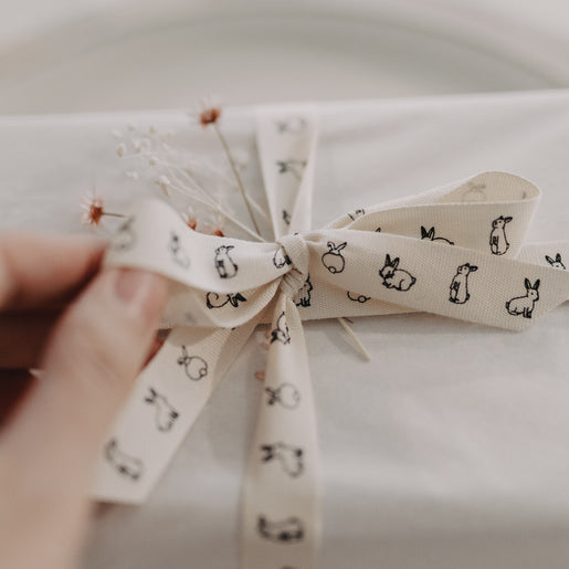 Geschenkband 5m Kaninchen (VE = 8 Stk.)