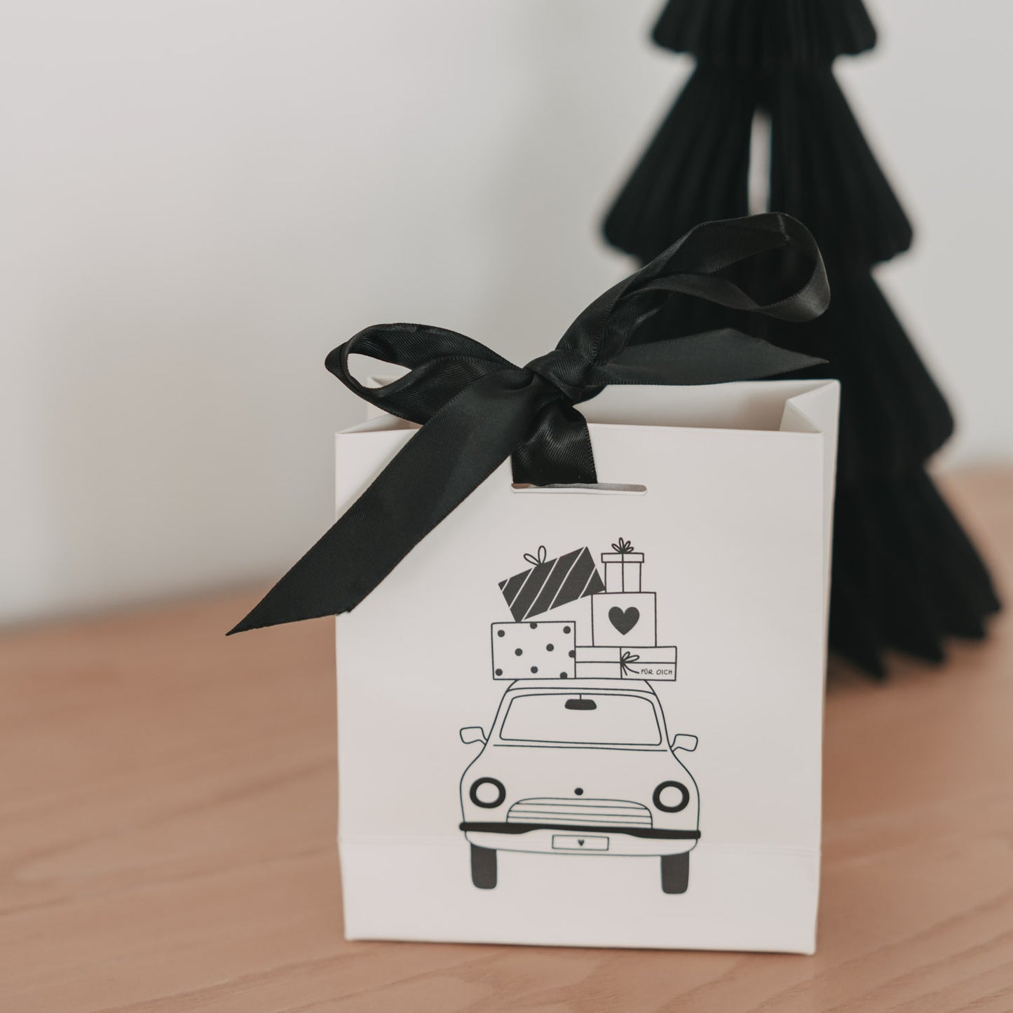 Geschenktüte Christmas car (VE = 10 Stück)