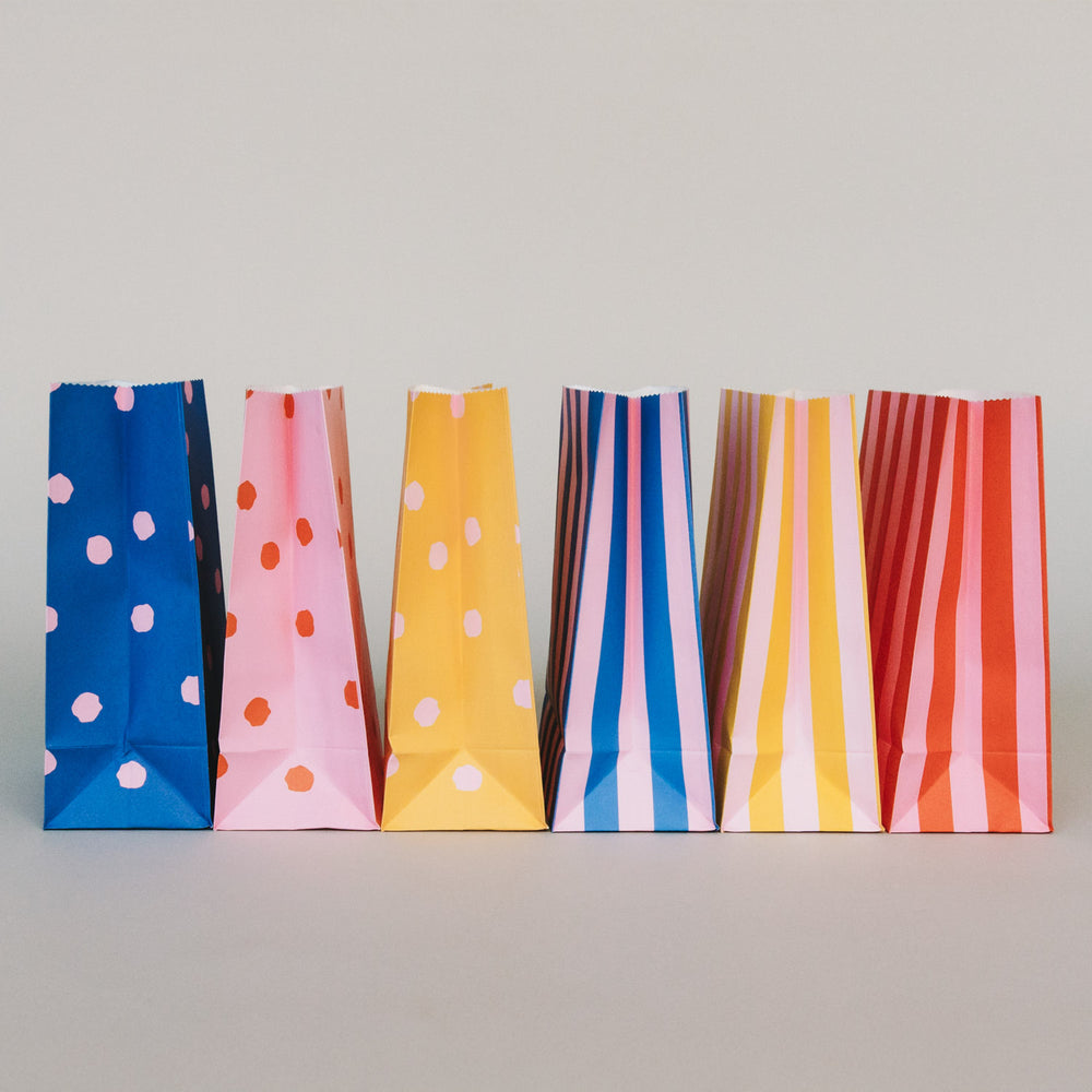 Papiertüten Streifen & Punkte Rosa S im 6er Set (VE = 5 Sets)