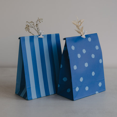 Papiertüten Streifen & Punkte Blau S im 6er Set (VE = 5 Sets)