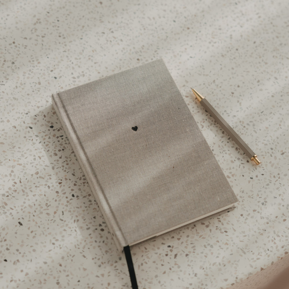 Notizbuch A5 kariert  (VE = 6 Stk.)