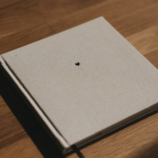 Leinenbuch blanko (VE = 4 Stk.)