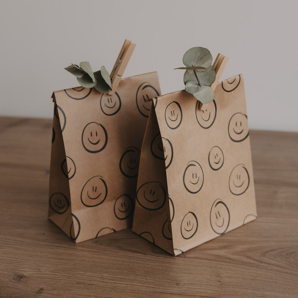 Papiertüten Illustrationen schwarz S im 6er Set (VE = 5 Sets)