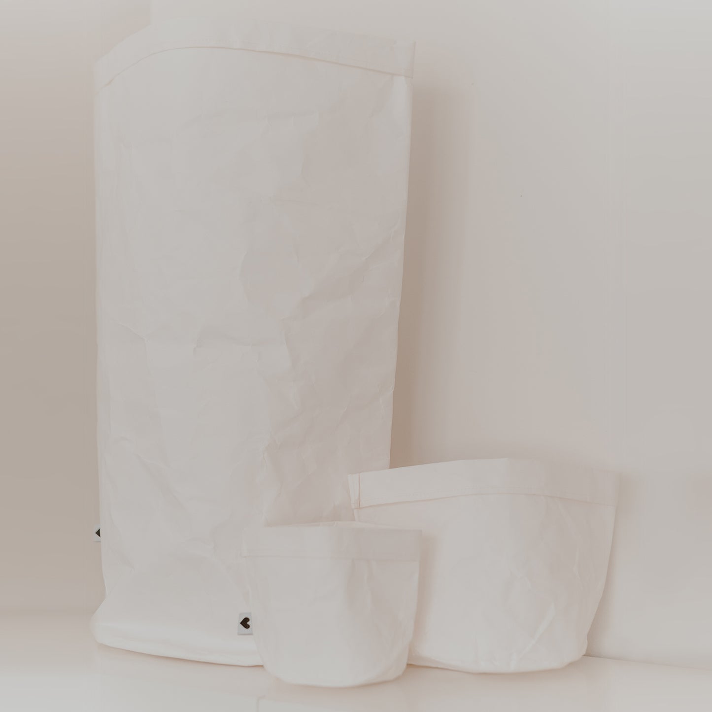 Paperbag 78cm white (PU = 6 pieces)