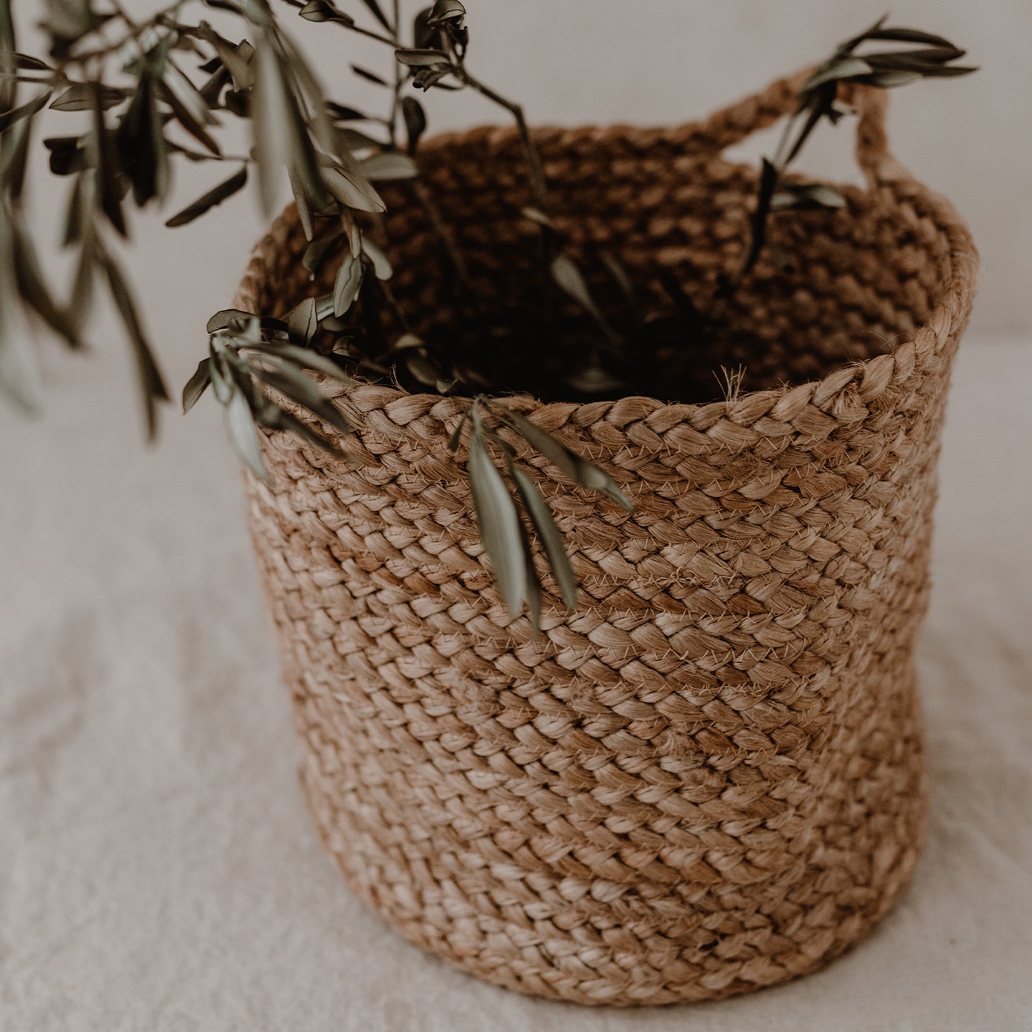 Storage basket made of jute medium (PU = 6 pieces)