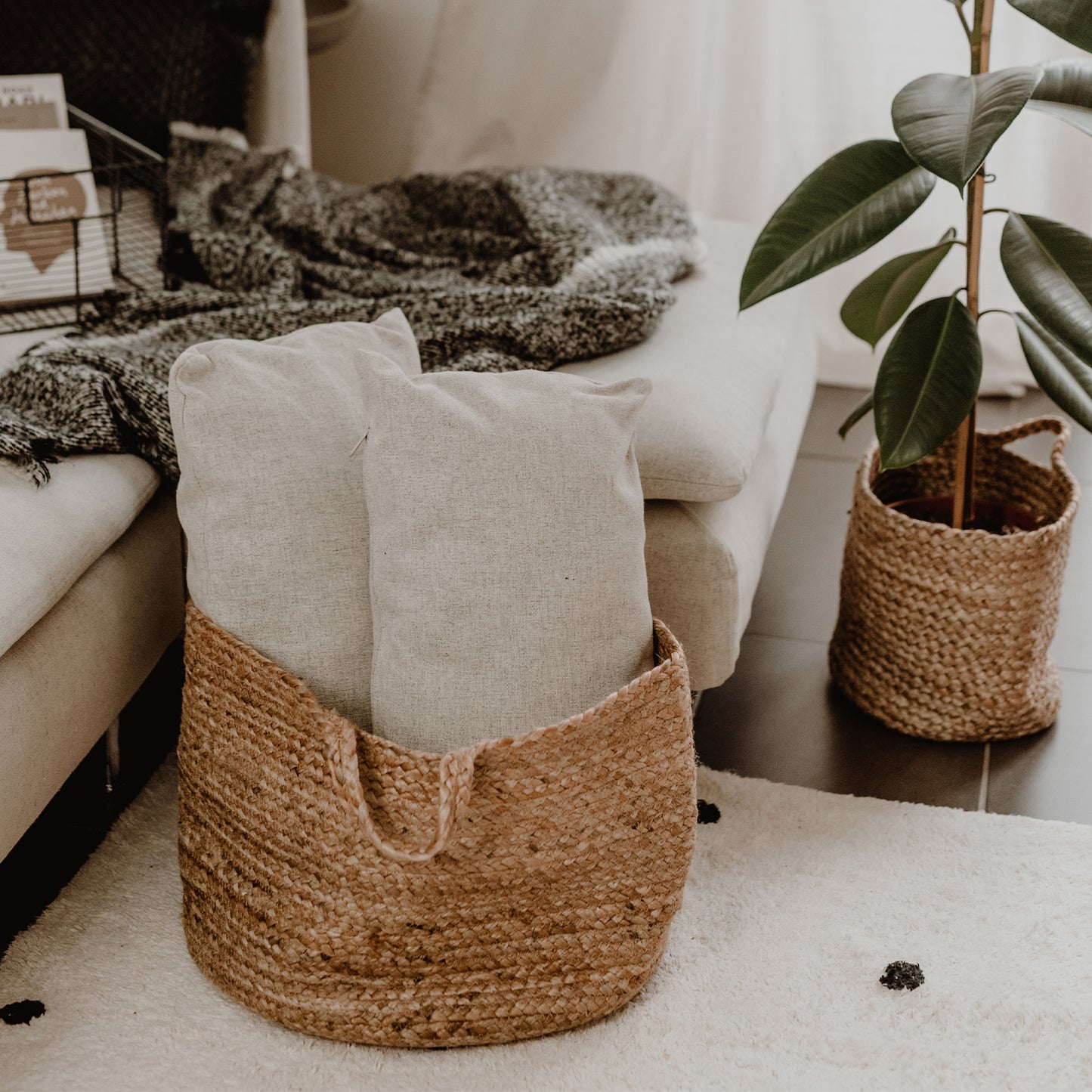Storage basket made of jute large (PU = 4 pieces)