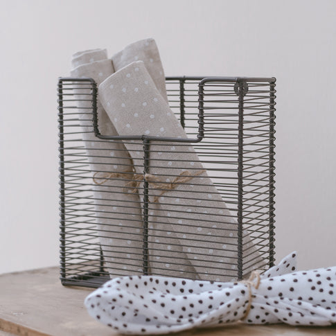 Petit panier suspendu en fil 21 x 21 cm (UE = 4 Pièces)