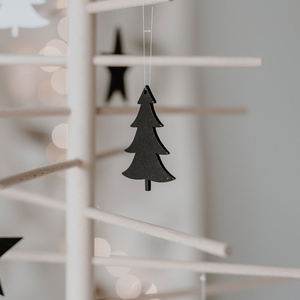 Wooden Pendant Fir black in a Set of 8 (VE = 8 pieces)
