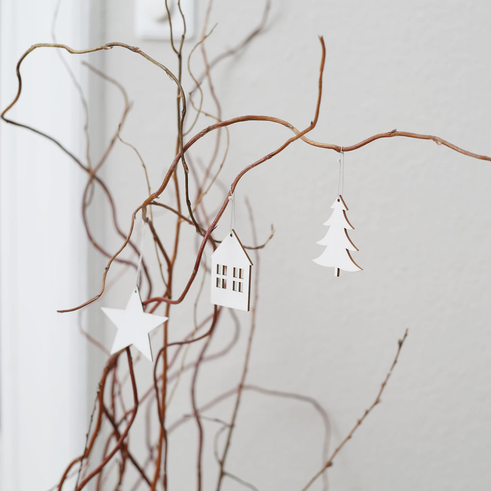 Wooden Pendant Fir white in a Set of 8 (VE= 8 pieces)