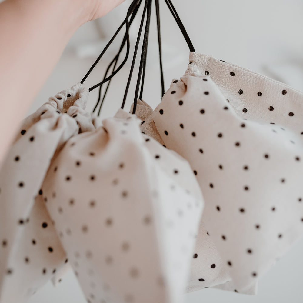 Gift bag set of 6 dots - large (VE= 4 sets)