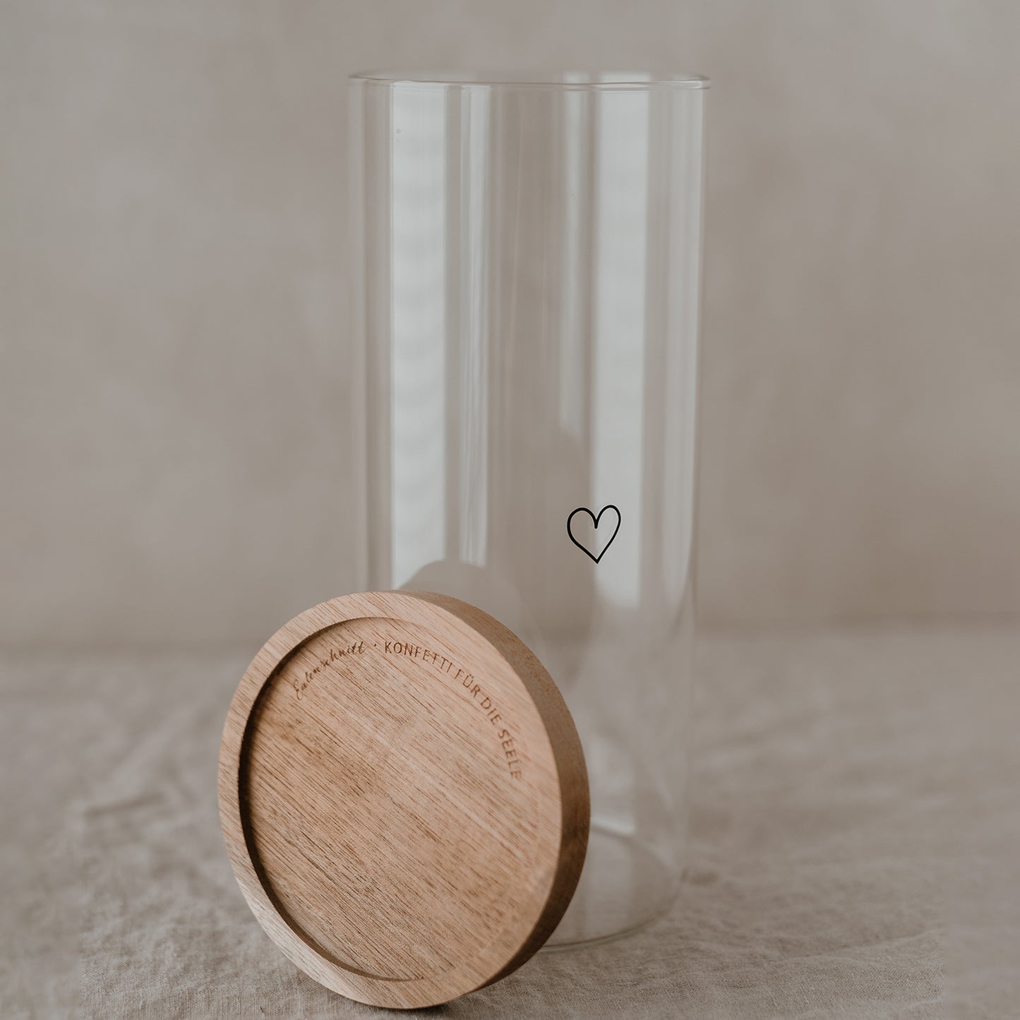 Storage jar heart black 25cm (PU = 4 pieces)