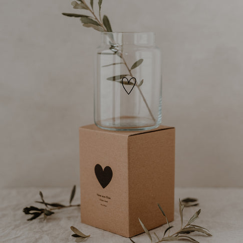 Glass vase large heart (PU = 6 pieces)