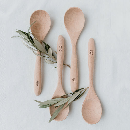 Set de 4 cuillères en bois de Pâques (UE = 8 Pièces)