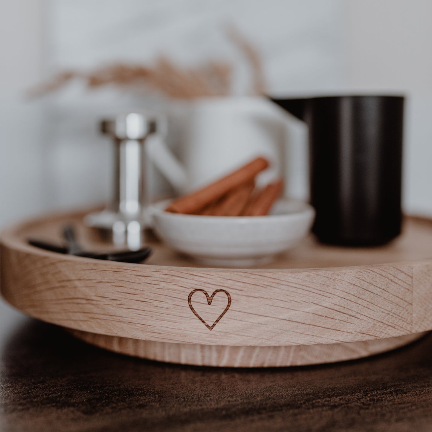 Oak Turning Plate heart 28cm (PU = 3 pieces)