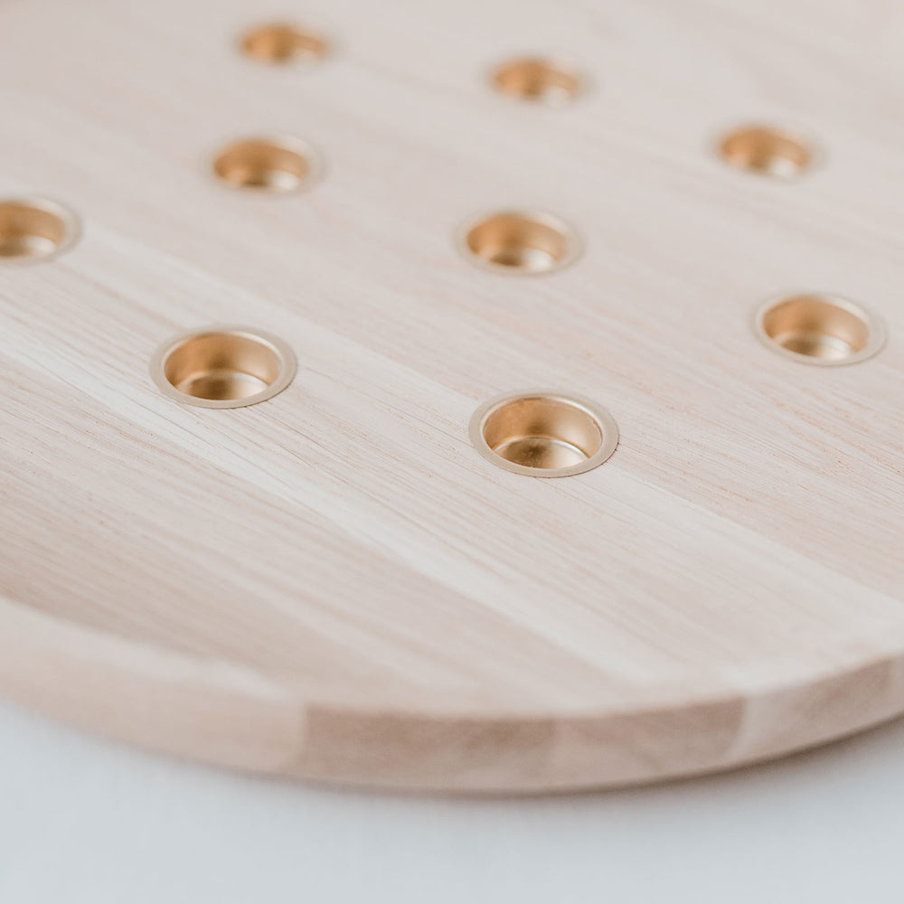Round candle board made of oak 32cm (for stick candles) (PU = 3 pieces)