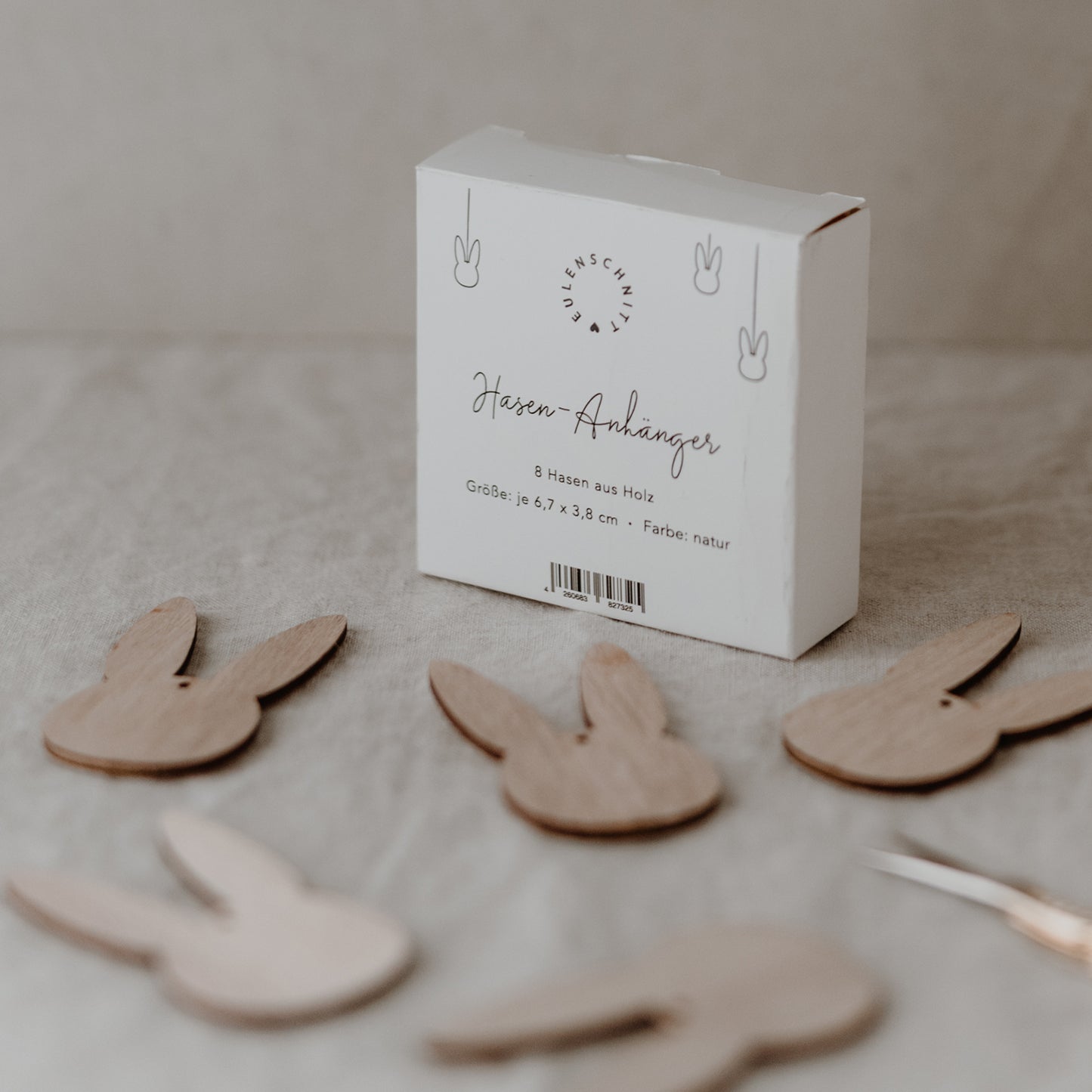 Wooden Pendant Rabbit Natural in a Set of 8 (PU = 8 sets)