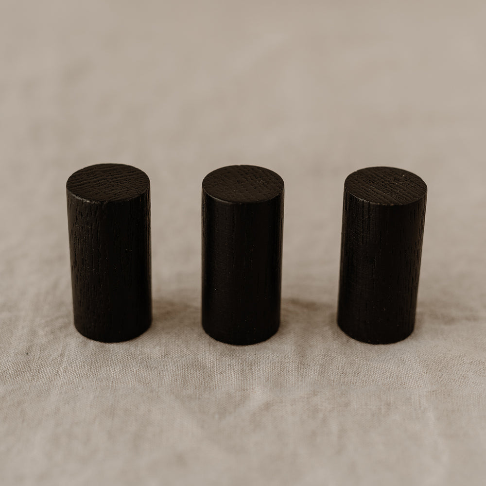 Crochets muraux noirs en lot de 3 (UE = 6 Ensembles)
