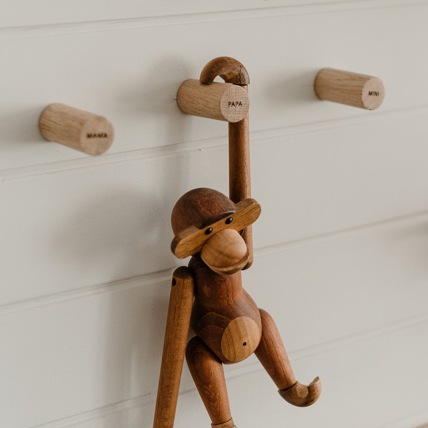 Wall hook Familie in a Set of 3 (PU = 6 sets)