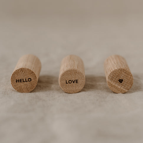 Wall hook Hello Love in a set of 3 (PU = 6 sets)