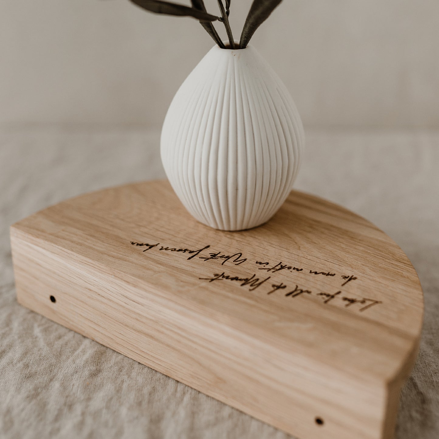 Wall shelf Momente 22cm (PU = 3 pieces)