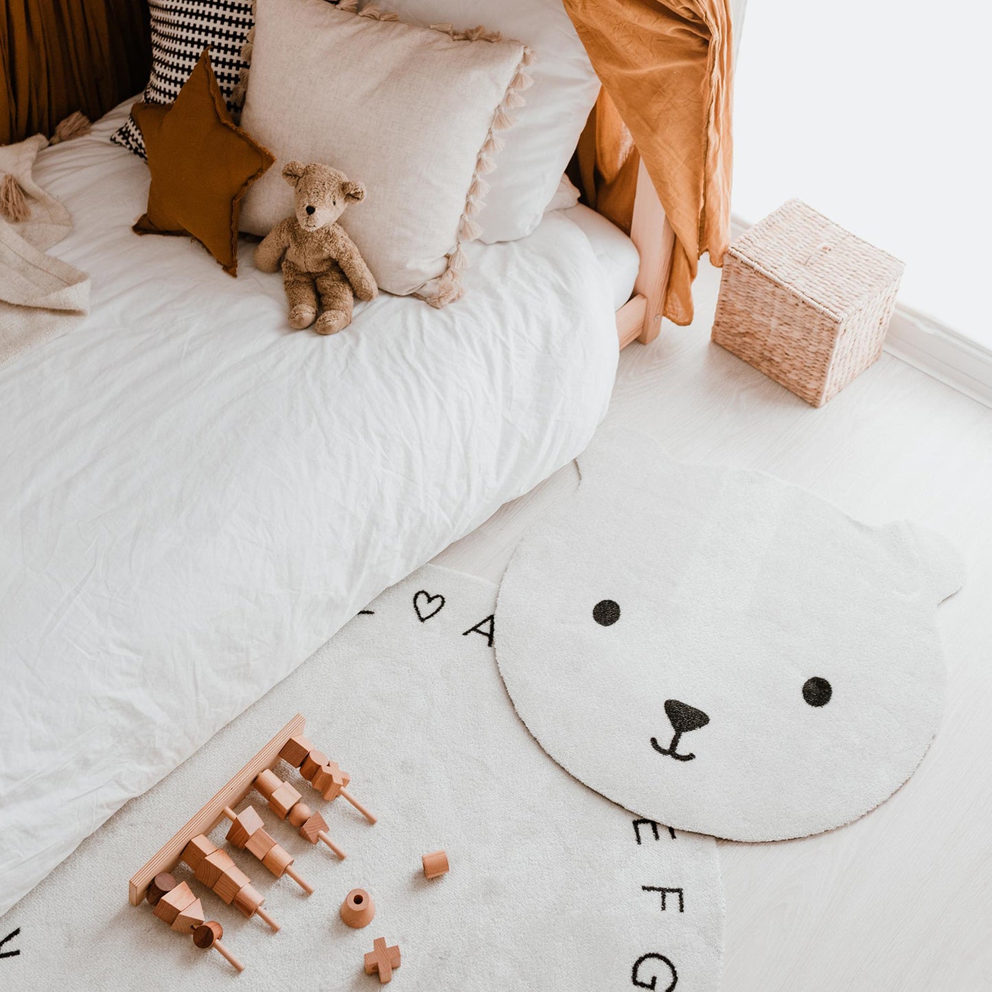 Washable children's rug Bear