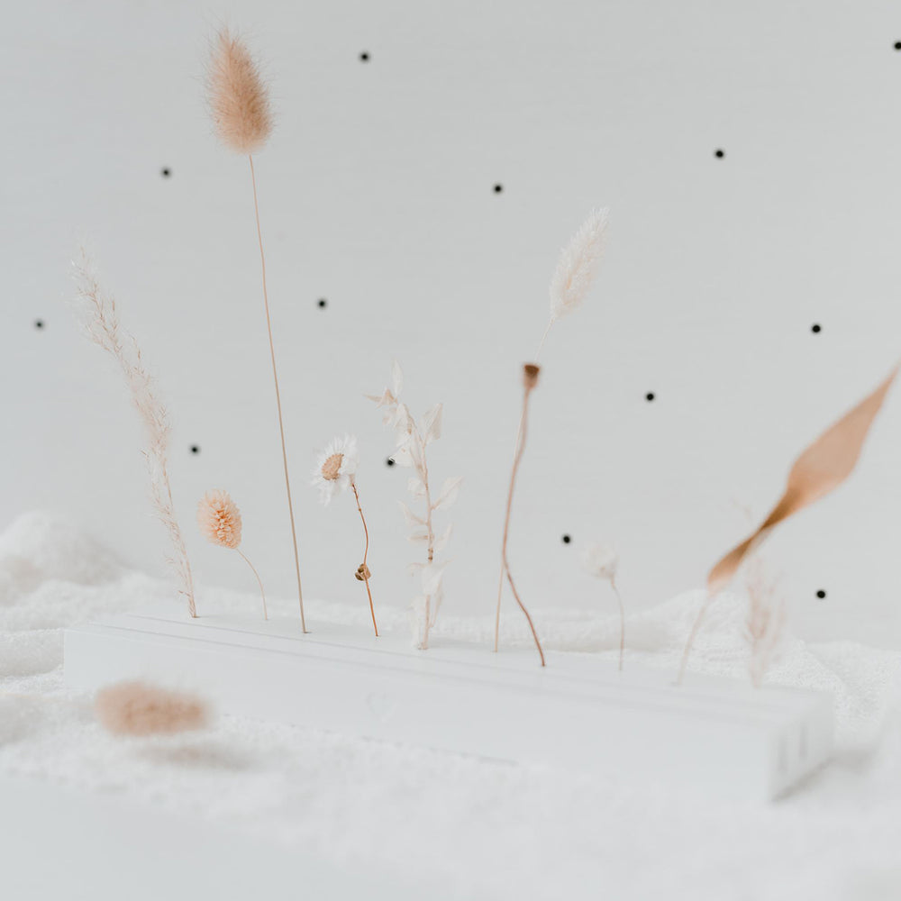 Großer Karten- Blumenständer 25cm Herz weiss (VE= 6 Stk.)