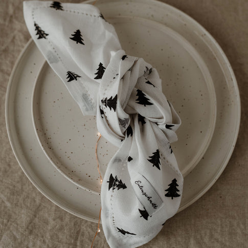 Napkins firs in a set of 4 (PU = 5 pieces)
