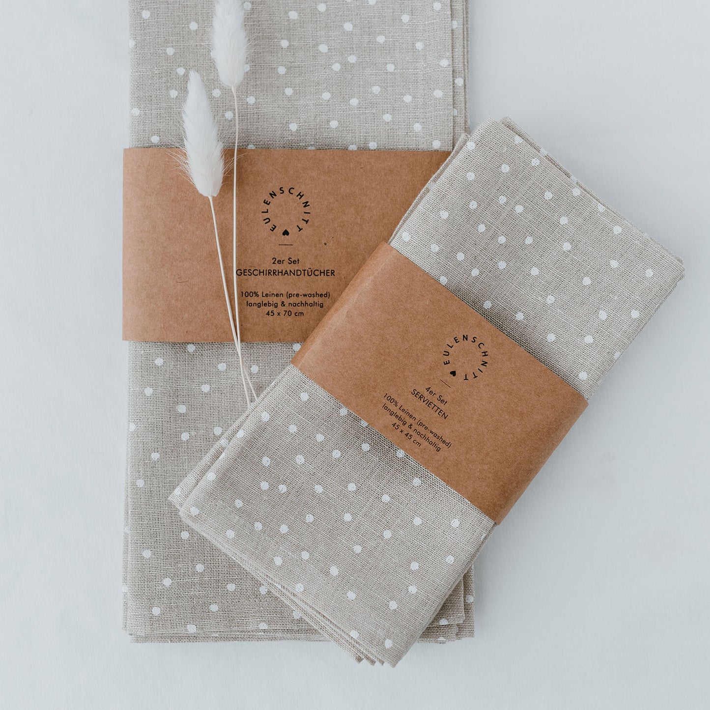 Linen tea towels natural dots in a set of 2 (PU = 5 pieces)