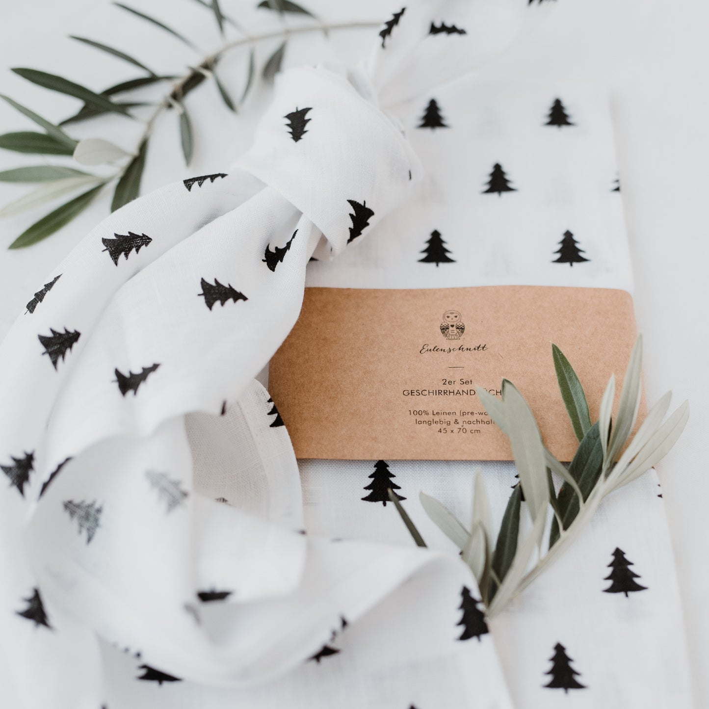 Linen tea towels firs in a set of 2 (PU = 5 pieces)
