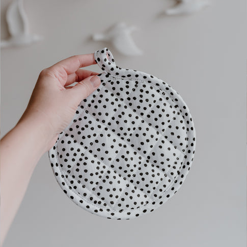 Linen potholder dots (PU = 5 pieces)