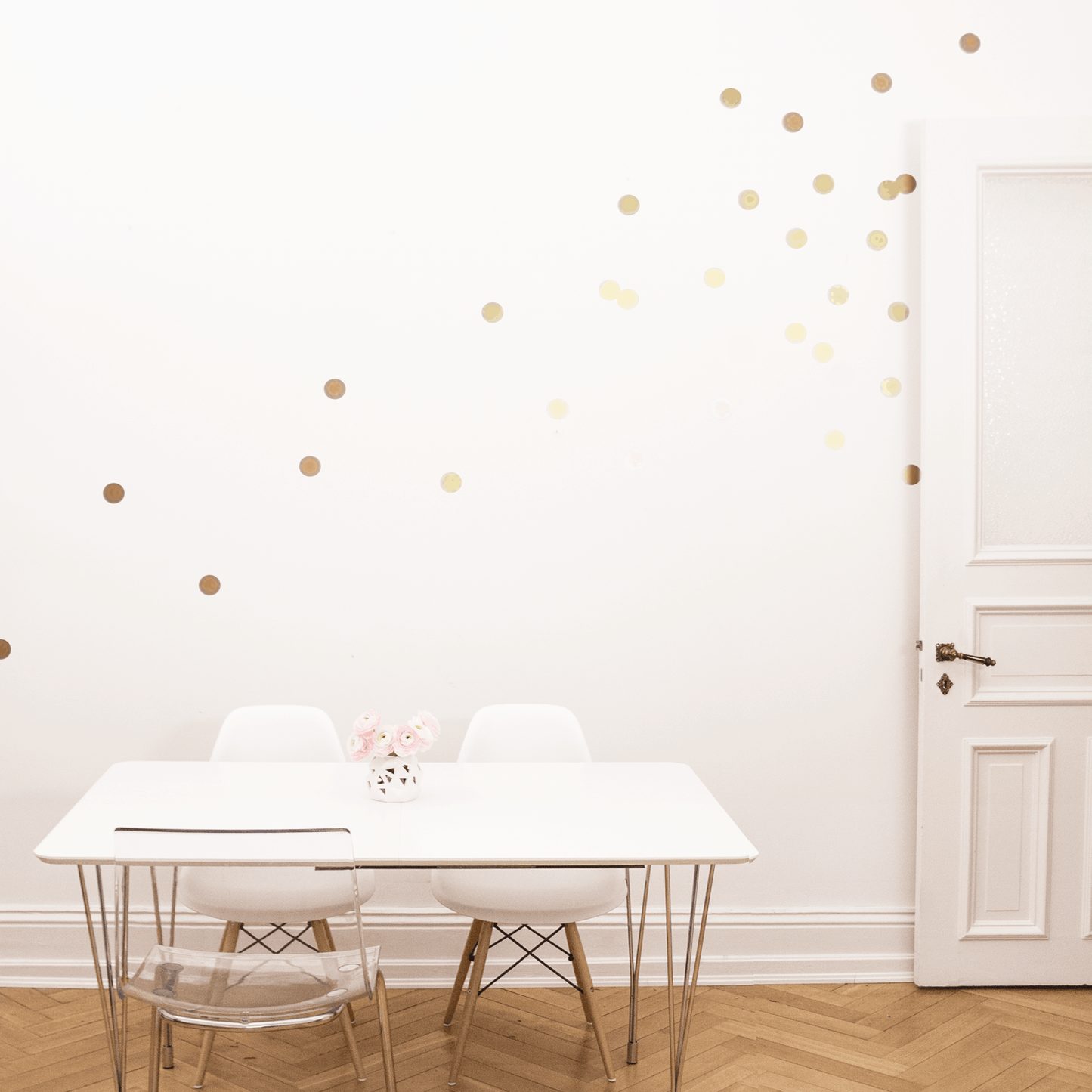 Wall stickers dots gold in a set of 48 (PU = 6 pieces)